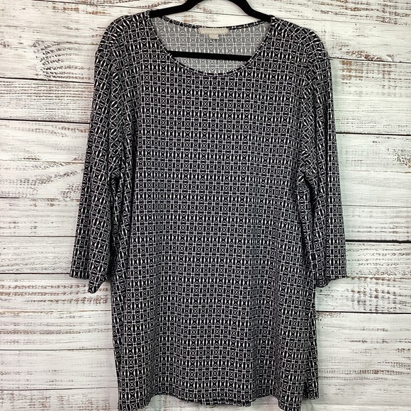 WOMAN WITHIN PLUS SIZE 18 20 TOP BLACK WHITE BLOUSE GUC - Picture 5 of 12